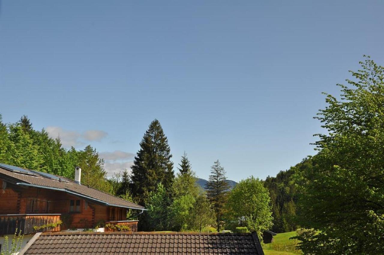 Gaestehaus Bergkristall Wallgau Exterior foto